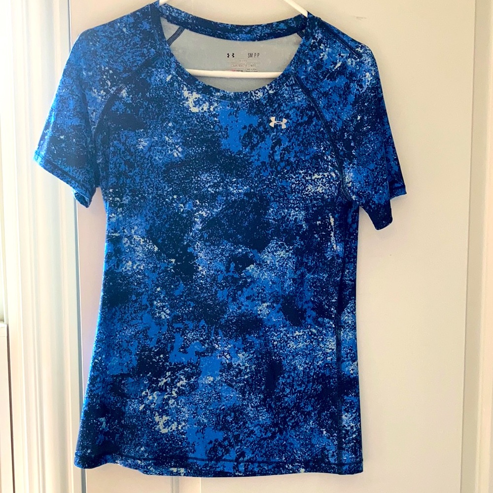 Under Armour Small Athletic Top